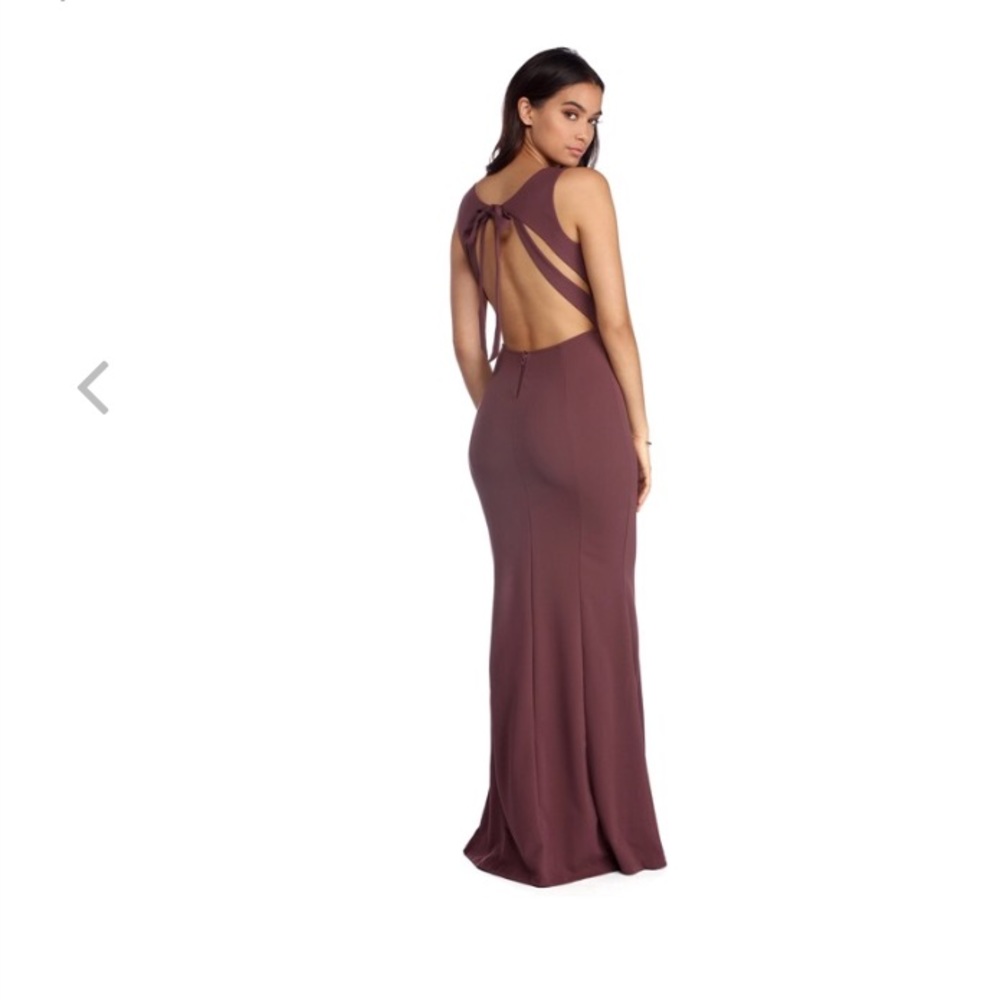 Long backless dress